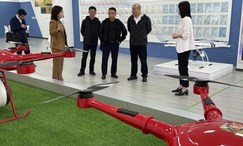 湖州市应急管理局、消防救援局主要领导一行莅临翔龙航空考察指导