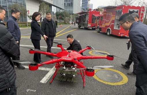 浙江省应急管理厅副厅长吴晓荣一行莅临翔龙航空调研指导